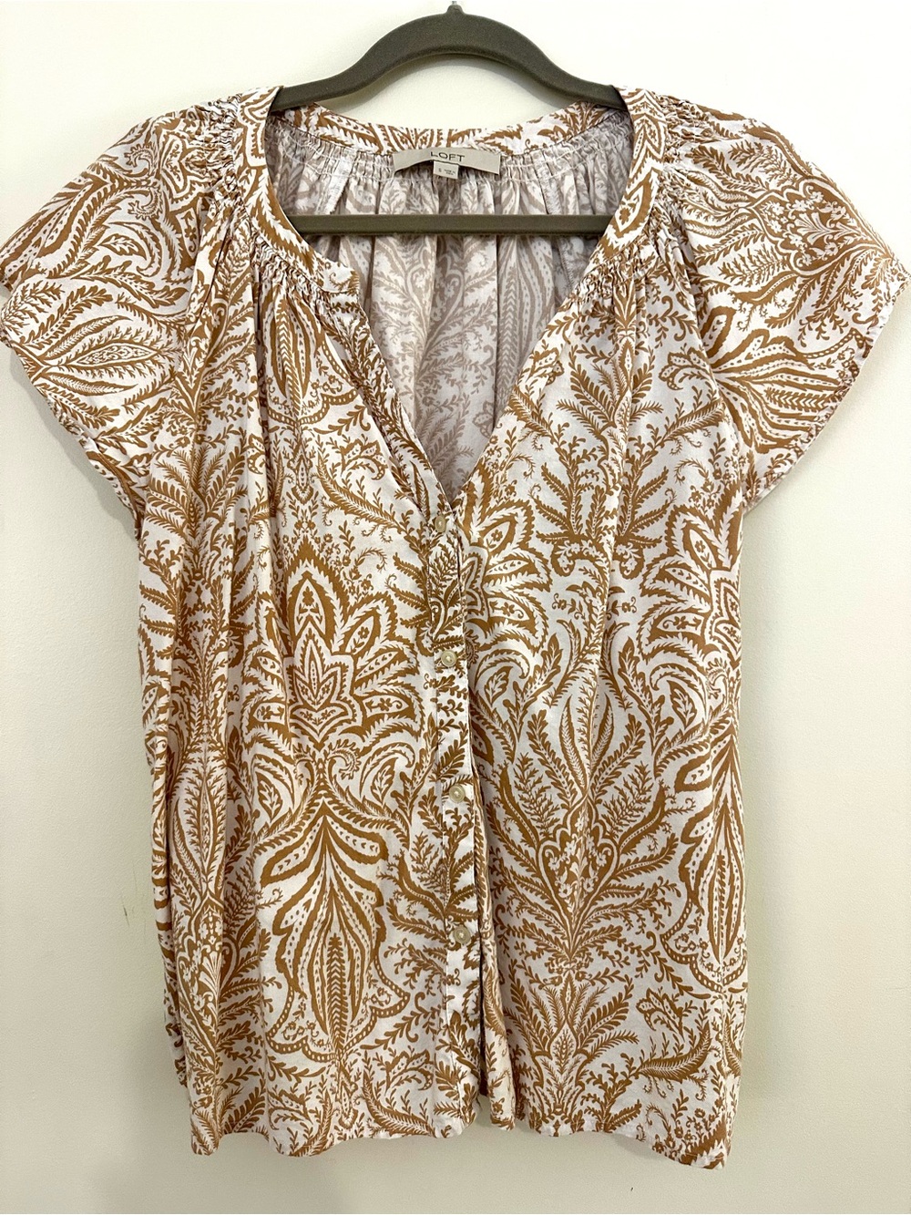 LOFT White and Tan Paisley Button-Front Blouse